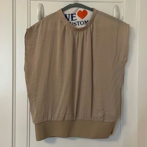 Heartloom Sleeveless Blouse